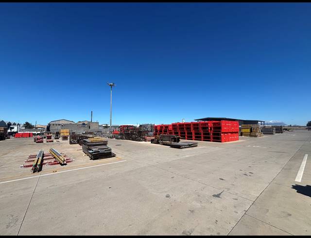 231M² WAREHOUSE TO LET IN BLACKHEATH INDUSTRIAL